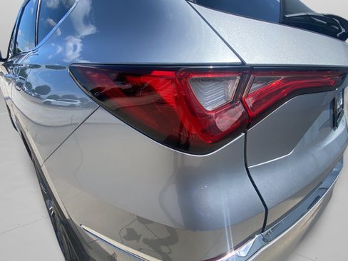 Used 2023 Acura MDX SH-AWD w/ Technology Package image 31