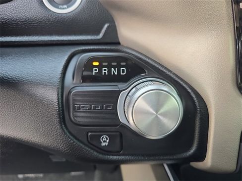 Certified 2022 RAM 1500 Laramie image 19