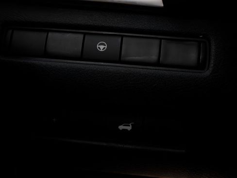 Used 2021 Nissan Rogue SL w/ Premium Package image 32