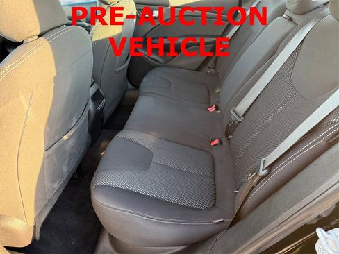 Used 2016 Dodge Dart SXT w/ Sun/Sound Group image 11