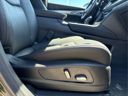 Used 2024 Cadillac XT6 Luxury w/ LPO, Floor Liner Package AWD/4WD image 23