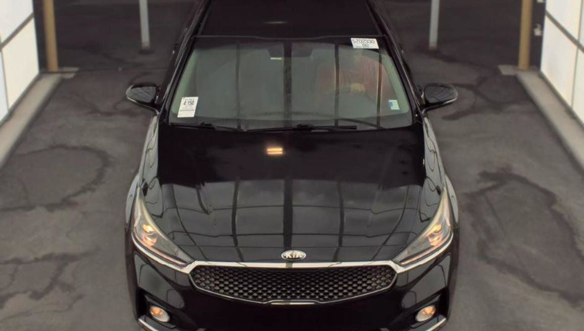 Used 2019 Kia Cadenza Premium FWD image 2