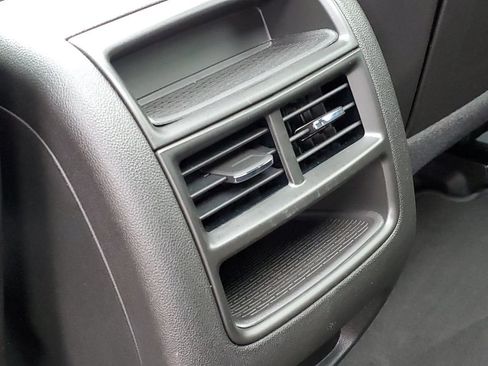 Used 2024 Cadillac XT5 Premium Luxury FWD image 33