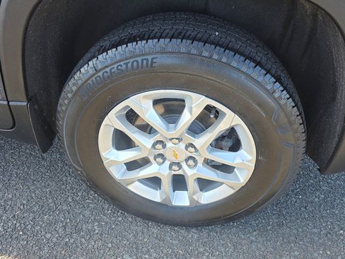 Certified 2023 Chevrolet Traverse LS image 6