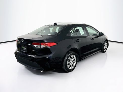 Used 2025 Toyota Corolla LE FWD image 9