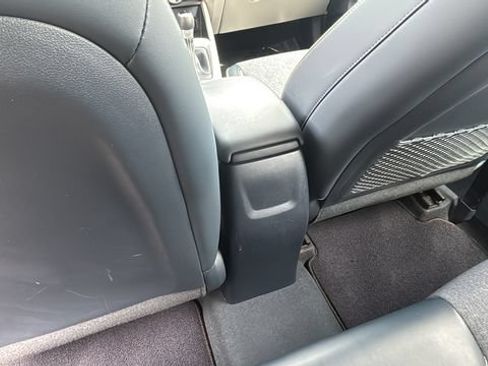Used 2021 Hyundai Venue w/ Cargo Package FWD image 20