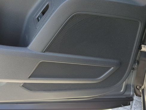 Used 2023 Volkswagen Atlas SE w/ Panoramic Sunroof Package FWD image 23