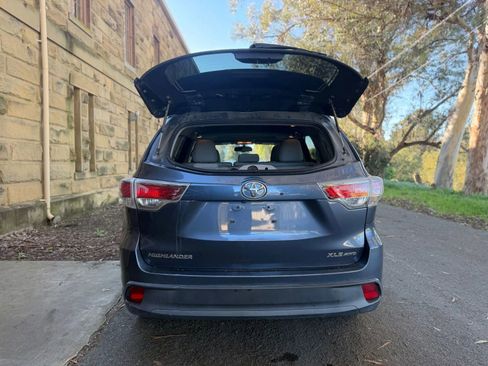 Used 2016 Toyota Highlander XLE image 13