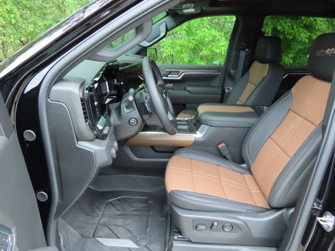New 2026 Chevrolet Silverado 1500 High Country AWD/4WD image 25