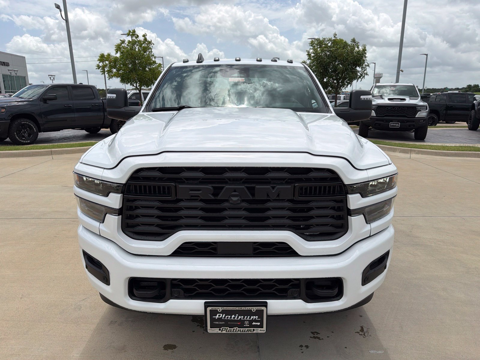 New 2026 RAM 2500 Lone Star AWD/4WD image 9