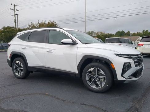 Used 2025 Hyundai Tucson SEL AWD/4WD image 2