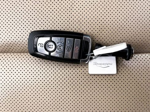 Used 2020 Ford Escape SEL image 39