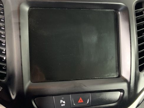 Used 2018 Jeep Cherokee Trailhawk w/ Quick Order Package 27L image 31