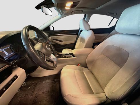 Used 2022 Nissan Altima 2.5 SV w/ SV Premium Package AWD/4WD image 13