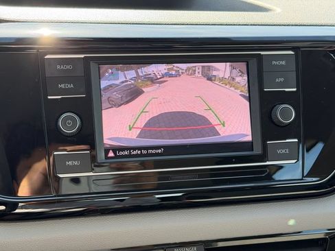 Certified 2024 Volkswagen Taos S FWD image 22