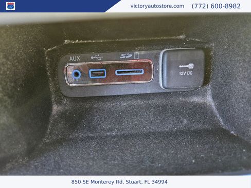 Used 2016 Jeep Grand Cherokee SRT image 58