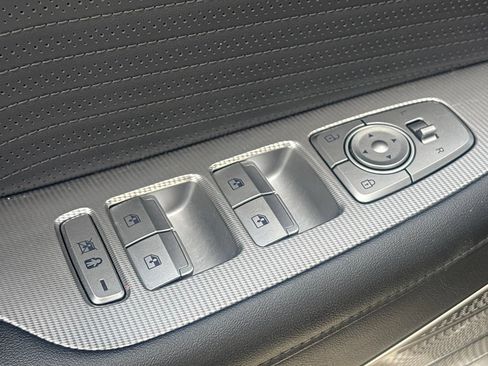 Used 2024 Hyundai Palisade Calligraphy FWD image 11