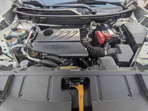 Used 2023 Nissan Rogue S FWD image 22