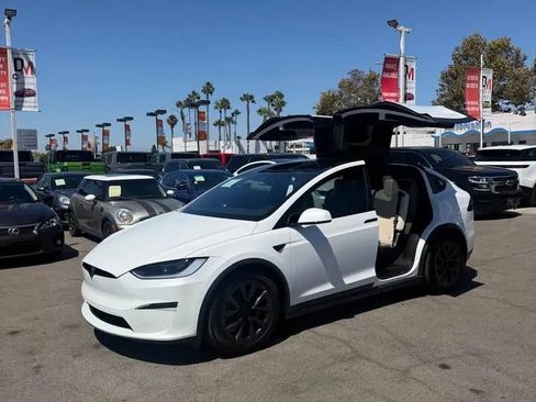 Used 2024 Tesla Model X AWD/4WD image 7