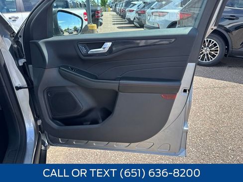 Used 2023 Ford Escape ST-Line Elite AWD/4WD image 38