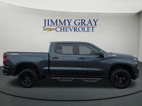 Used 2021 Chevrolet Silverado 1500 LT Trail Boss image 6