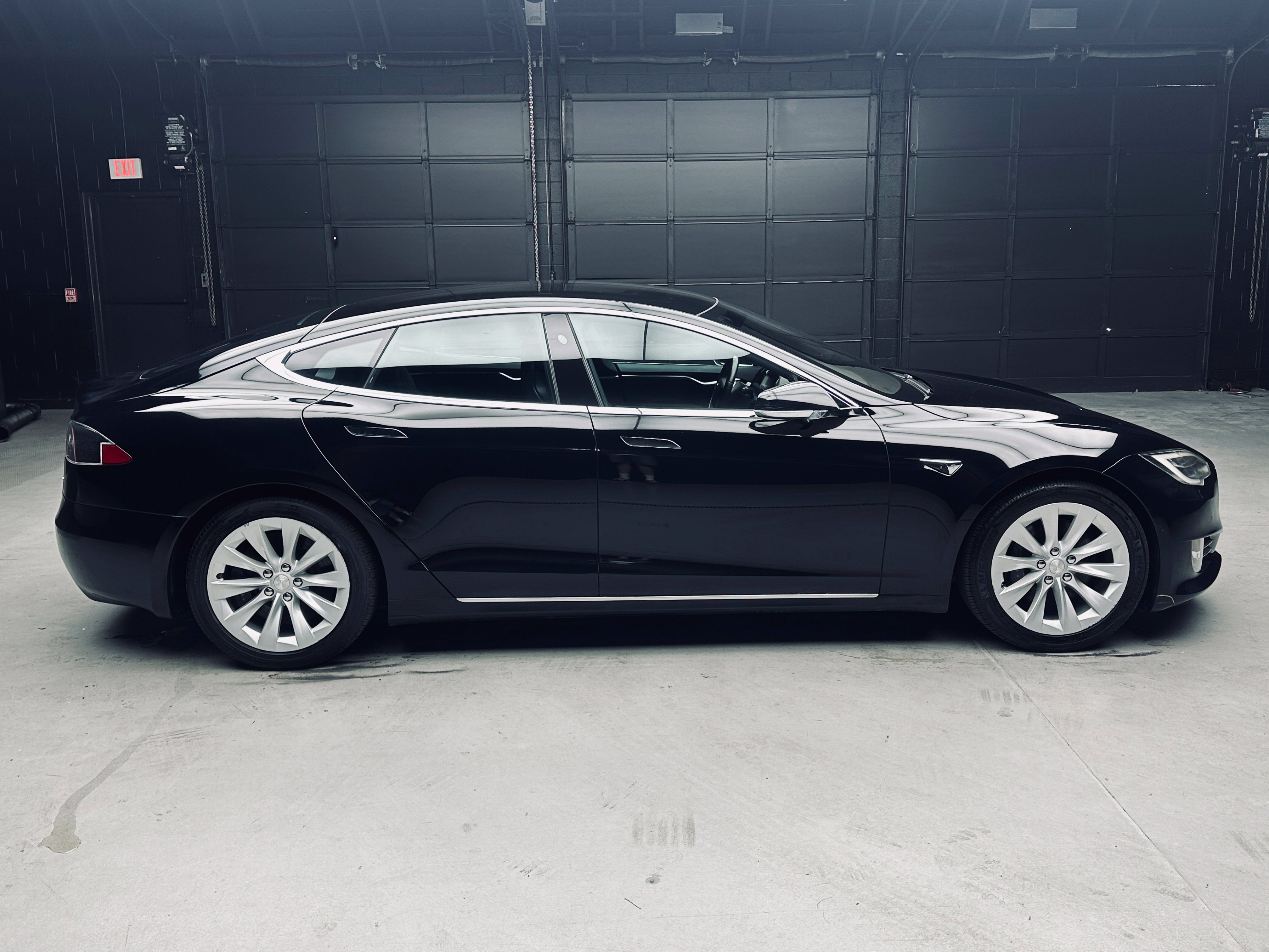 Used 2018 Tesla Model S 75D AWD/4WD image 9