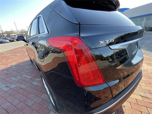 Used 2019 Cadillac XT5 Base image 15