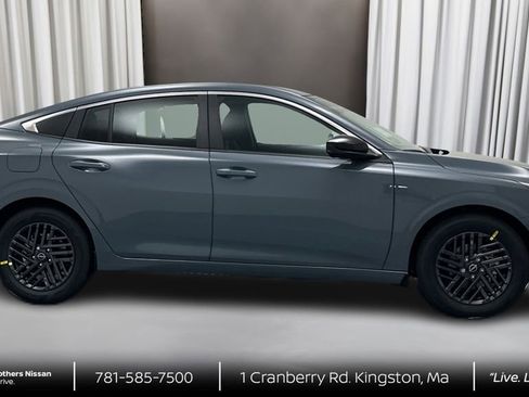 New 2026 Nissan Sentra SV w/ SV Convenience Package FWD image 4