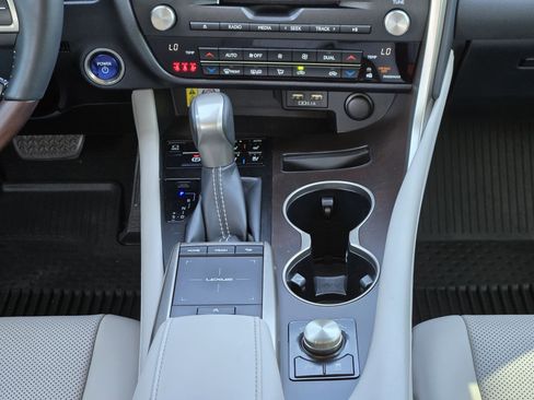 Used 2022 Lexus RX 450h w/ Premium Package image 28