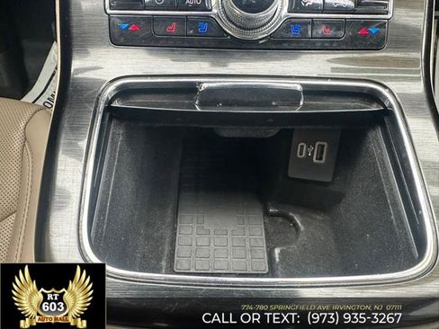 Used 2021 Lincoln Nautilus Reserve image 10