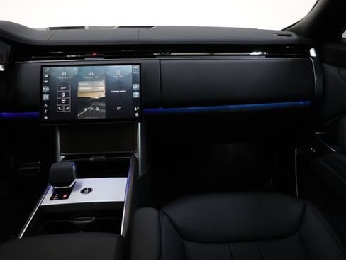 Used 2025 Land Rover Range Rover Long Wheelbase SE AWD/4WD image 88