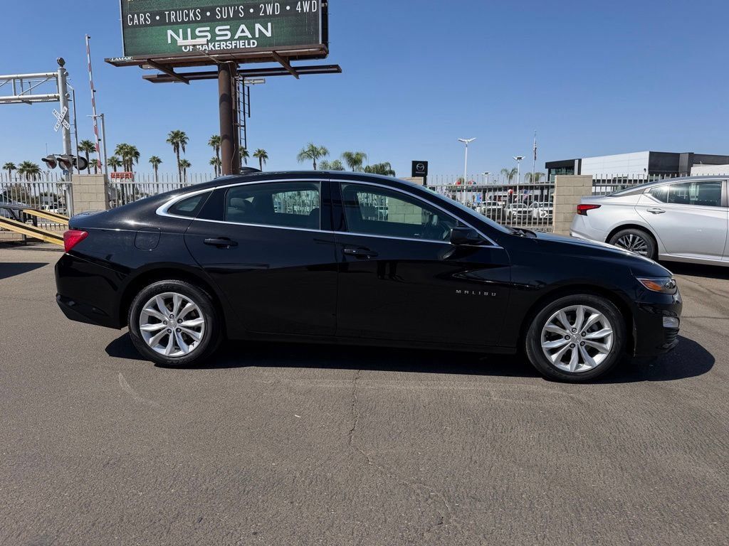 Used 2025 Chevrolet Malibu LT FWD image 7