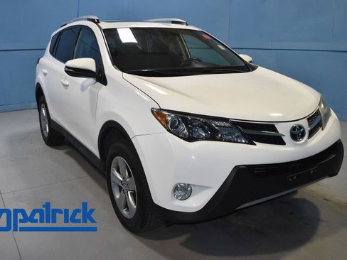 Used 2015 Toyota RAV4 XLE image 1