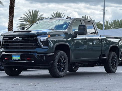 New 2026 Chevrolet Silverado 2500 LT w/ Trail Boss Package AWD/4WD image 7