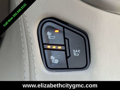 Used 2015 GMC Yukon Denali w/ Premium Package image 35