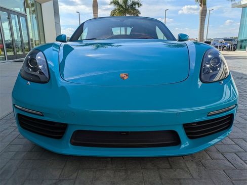 Used 2017 Porsche 718 Boxster S image 9