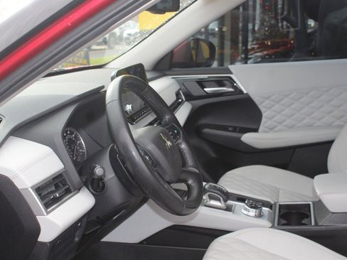 Used 2022 Mitsubishi Outlander SEL image 19