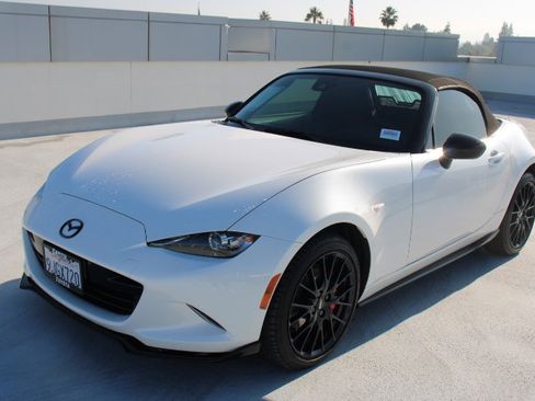 Used 2023 MAZDA MX-5 Miata Club w/ Brembo/BBS Recaro Package image 6