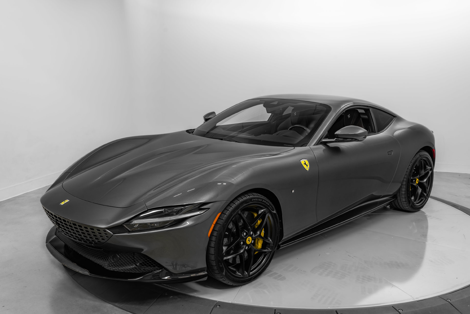 Certified 2023 Ferrari Roma RWD image 12