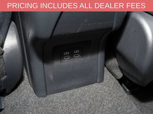 Used 2024 Toyota Prius LE FWD image 7
