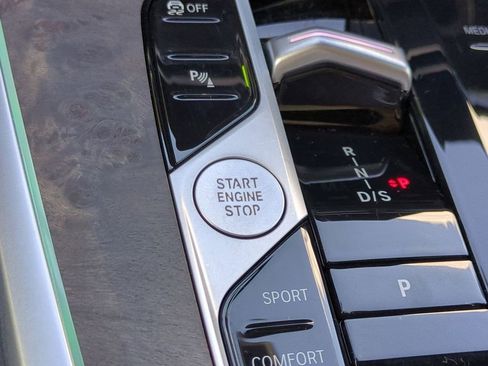 Used 2026 BMW X5 xDrive40i image 28