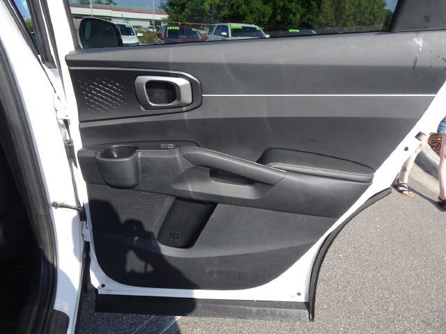 Used 2023 Kia Sorento LX FWD image 20