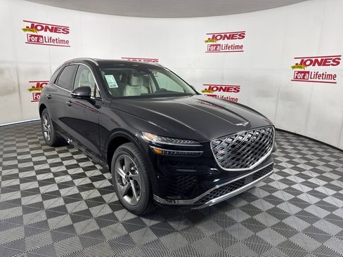 New 2026 Genesis GV70 2.5T Advanced w/ G1 Accessory Package AWD/4WD image 1