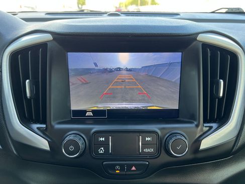 Used 2022 GMC Terrain SLE w/ Driver Convenience Package FWD image 35