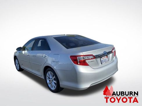 Used 2013 Toyota Camry XLE w/ Leather Pkg FWD image 5
