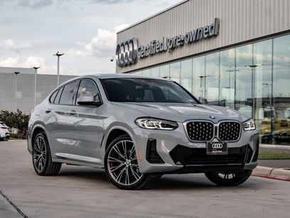 Used 2022 BMW X4 xDrive30i w/ M Sport Package 2