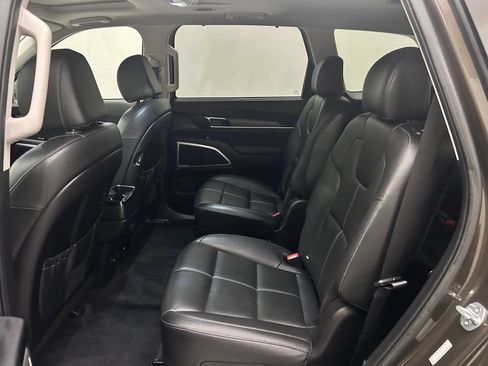 Used 2021 Kia Telluride EX w/ EX Premium Package AWD/4WD image 14