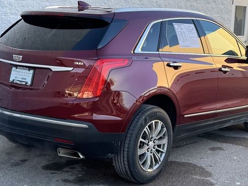 Used 2017 Cadillac XT5 Luxury w/ Driver Awareness Package image 5