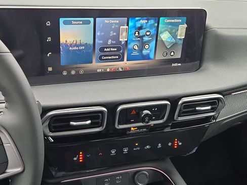 New 2026 Nissan Sentra SV w/ SV Convenience Package image 13