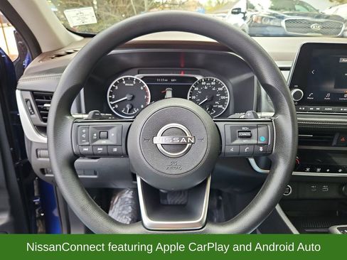 Used 2023 Nissan Rogue SV image 10